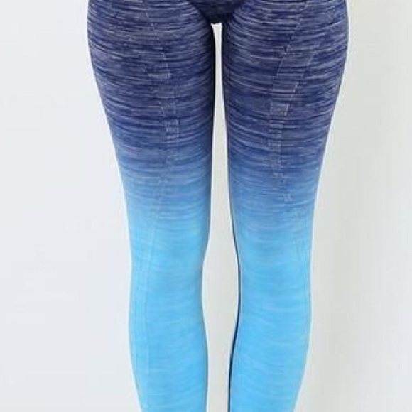 Blue Ombré Yoga Workout Leggings - Picture 3 of 4